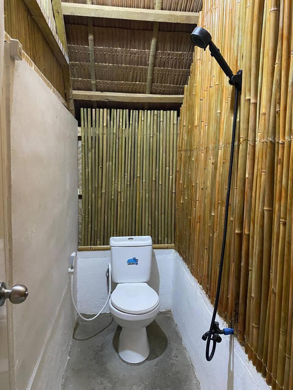 Seaside Cabin Bucana Locaroc Exterior photo